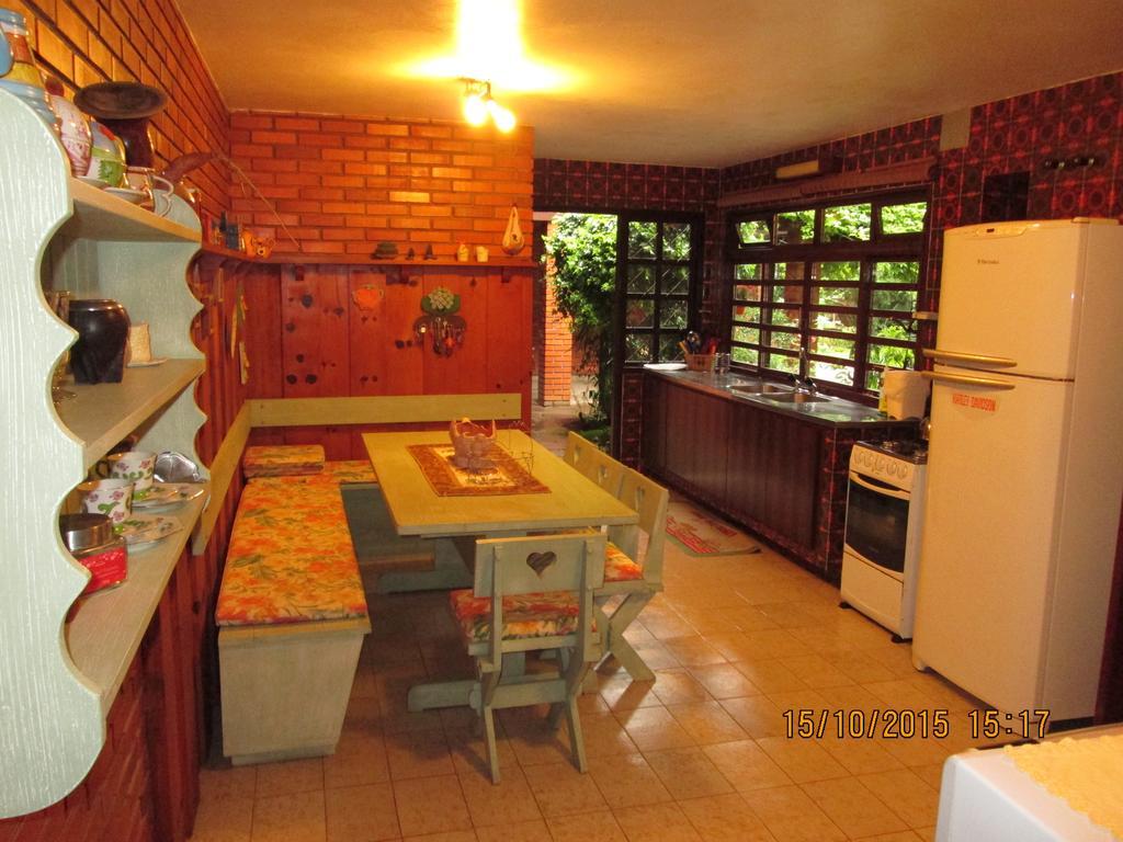Casa Goldoni Gramado Villa Bilik gambar